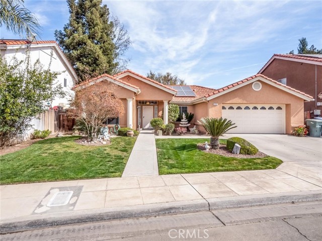 Detail Gallery Image 1 of 1 For 5816 W Corona Ave, Fresno,  CA 93722 - 3 Beds | 2/1 Baths