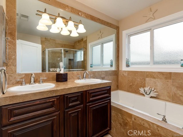 1300 Harkness Street, Manhattan Beach, California 90266, 3 Bedrooms Bedrooms, ,2 BathroomsBathrooms,Residential,Sold,Harkness,SW18033577