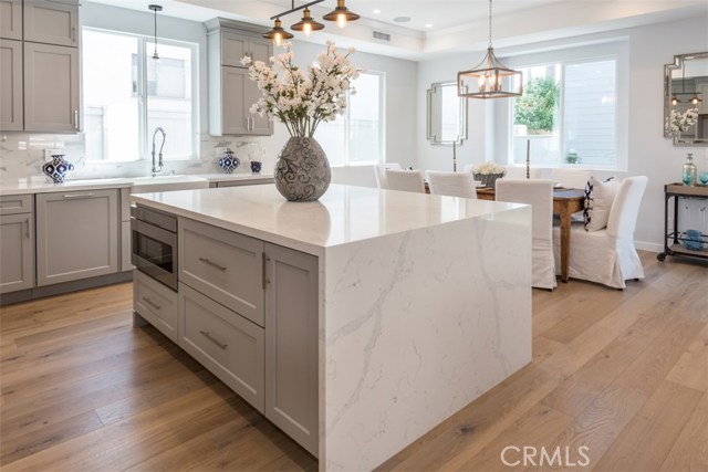 2104 Harriman Lane, Redondo Beach, California 90278, 4 Bedrooms Bedrooms, ,3 BathroomsBathrooms,Residential,Sold,Harriman,PV18101092