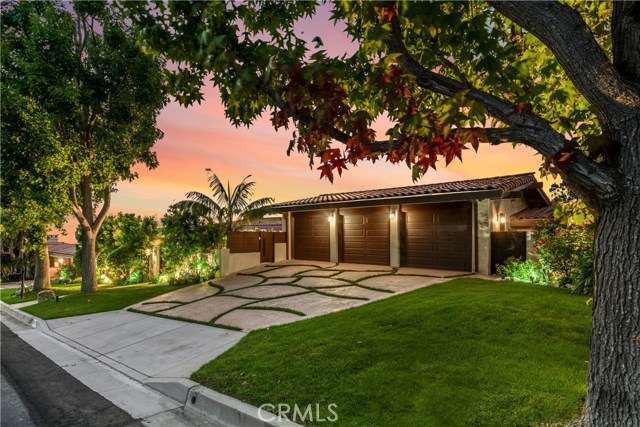 1539 Via Coronel, Palos Verdes Estates, California 90274, 5 Bedrooms Bedrooms, ,4 BathroomsBathrooms,Residential,Sold,Via Coronel,SB20189548