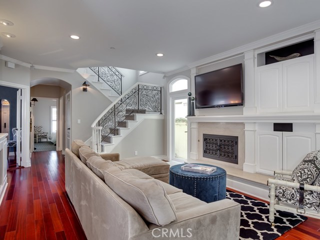 100 Irena Avenue, Redondo Beach, California 90277, 4 Bedrooms Bedrooms, ,3 BathroomsBathrooms,Residential,Sold,Irena,SB17089874