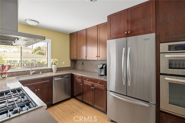 2109 Clark Lane, Redondo Beach, California 90278, 3 Bedrooms Bedrooms, ,3 BathroomsBathrooms,Residential,Sold,Clark,SB21030840