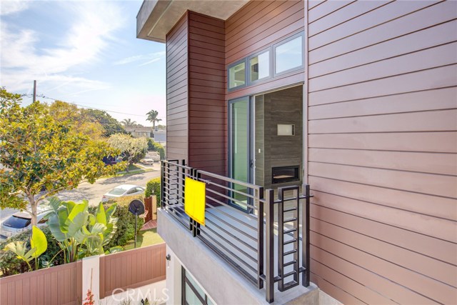 1011 Spencer Street, Redondo Beach, California 90277, 4 Bedrooms Bedrooms, ,3 BathroomsBathrooms,Residential,Sold,Spencer,PV20031489