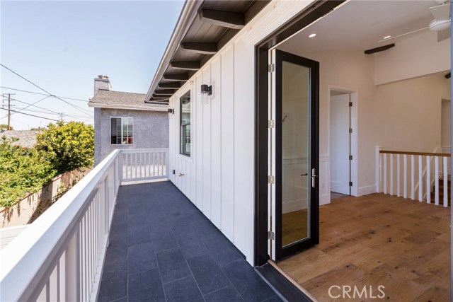 1621 23rd Street, Manhattan Beach, California 90266, 5 Bedrooms Bedrooms, ,2 BathroomsBathrooms,Residential,Sold,23rd,SB17077029