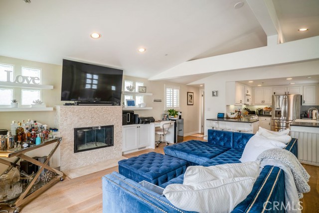 433 Marine Avenue, Manhattan Beach, California 90266, 3 Bedrooms Bedrooms, ,3 BathroomsBathrooms,Residential,Sold,Marine,SB19210558