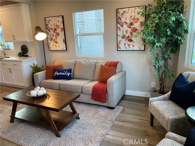 Photo of 842 W 49th Street, Los Angeles, CA 90037