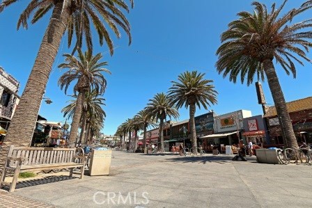 Walking/biking distance to Downtown Pier Plaza