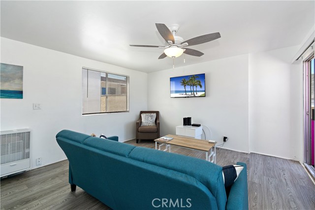 216 39th Street, Manhattan Beach, California 90266, 2 Bedrooms Bedrooms, ,2 BathroomsBathrooms,Residential,Sold,39th,SB19218837