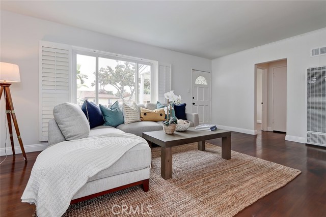 2717 182nd Place, Redondo Beach, California 90278, 4 Bedrooms Bedrooms, ,2 BathroomsBathrooms,Residential,Sold,182nd,SB20109929
