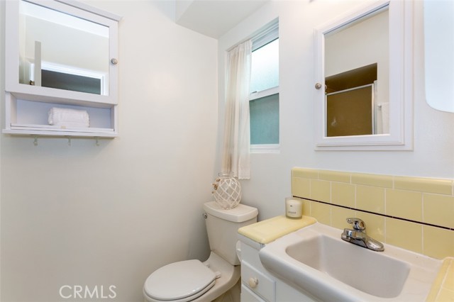 208 Kelp Street, Manhattan Beach, California 90266, 3 Bedrooms Bedrooms, ,1 BathroomBathrooms,Residential,Sold,Kelp,SB21034539