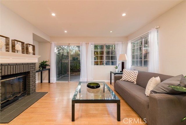 Spacious living room with fireplace!