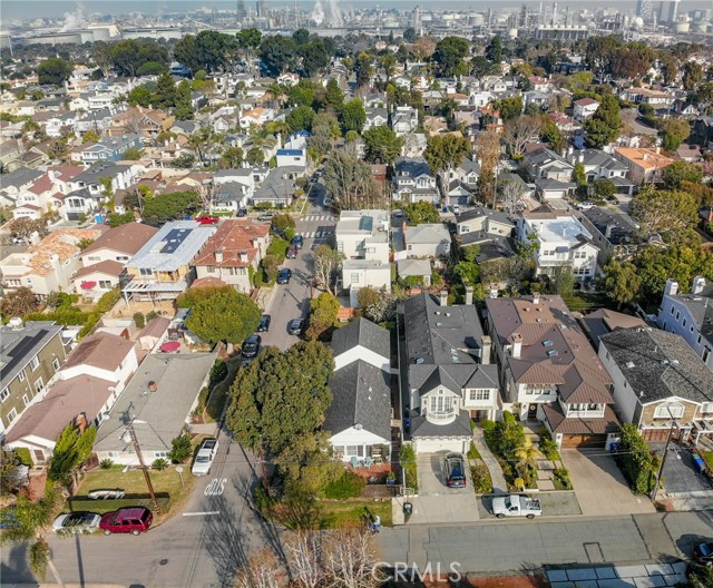 2600 Flournoy Road, Manhattan Beach, California 90266, 4 Bedrooms Bedrooms, ,3 BathroomsBathrooms,Residential,Sold,Flournoy,SB20013855