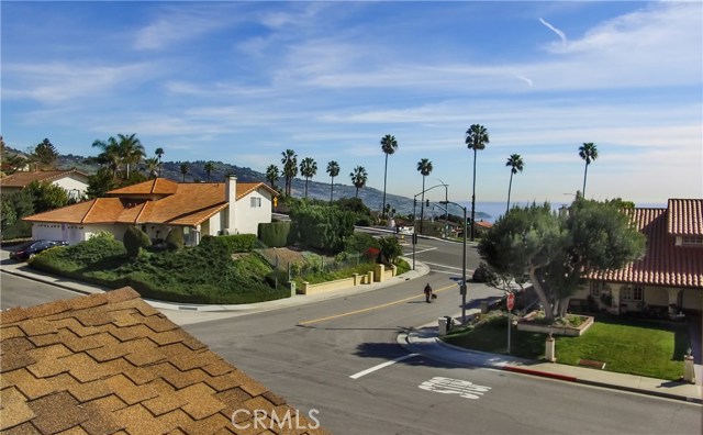 6728 Vallon Drive, Rancho Palos Verdes, California 90275, 5 Bedrooms Bedrooms, ,1 BathroomBathrooms,Residential,Sold,Vallon,SB19019380