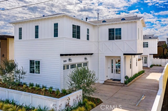 2420 Huntington Lane, Redondo Beach, California 90278, 4 Bedrooms Bedrooms, ,3 BathroomsBathrooms,Residential,Sold,Huntington,PW20101763