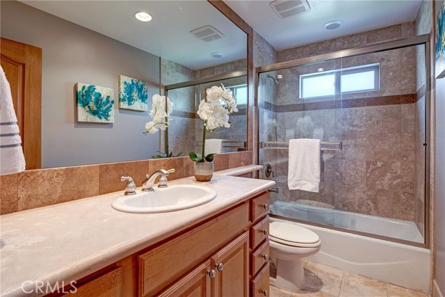 2111 Carnegie Lane, Redondo Beach, California 90278, 3 Bedrooms Bedrooms, ,2 BathroomsBathrooms,Residential,Sold,Carnegie,SB18198001