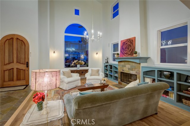 1144 9th Street, Hermosa Beach, California 90254, 5 Bedrooms Bedrooms, ,4 BathroomsBathrooms,Residential,Sold,9th,SB19216948