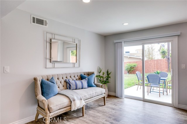 719 Prospect Avenue, Redondo Beach, California 90277, 4 Bedrooms Bedrooms, ,1 BathroomBathrooms,Residential,Sold,Prospect,SB19099865