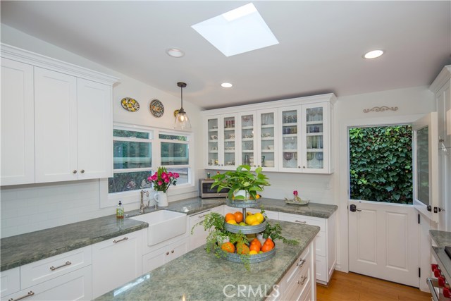 Photo of 336 Canyon Acres Drive, Laguna Beach, CA 92651