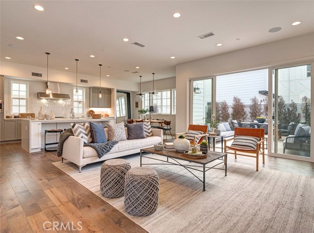 2420 Huntington Lane, Redondo Beach, California 90278, 4 Bedrooms Bedrooms, ,3 BathroomsBathrooms,Residential,Sold,Huntington,PW20101763