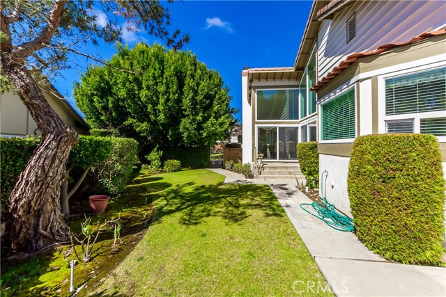 34 Horseshoe Lane, Rolling Hills Estates, California 90274, 4 Bedrooms Bedrooms, ,4 BathroomsBathrooms,Residential,Sold,Horseshoe,SB18061448