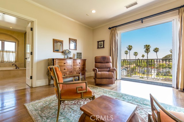 613 Avenue A, Redondo Beach, California 90277, 5 Bedrooms Bedrooms, ,4 BathroomsBathrooms,Residential,Sold,Avenue A,SB17122007