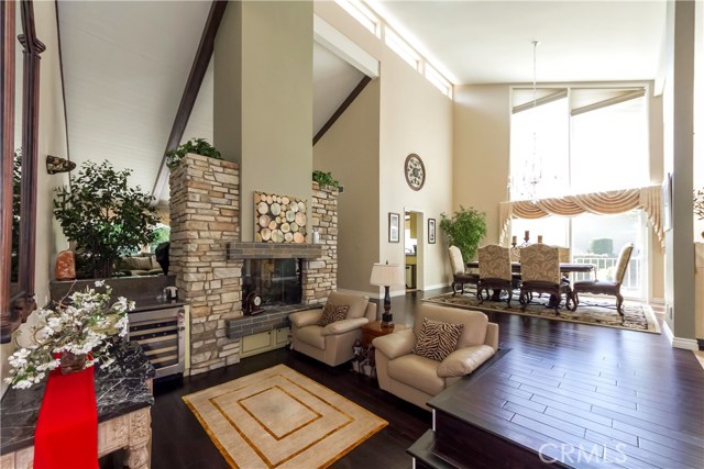 34 Horseshoe Lane, Rolling Hills Estates, California 90274, 4 Bedrooms Bedrooms, ,4 BathroomsBathrooms,Residential,Sold,Horseshoe,SB18061448