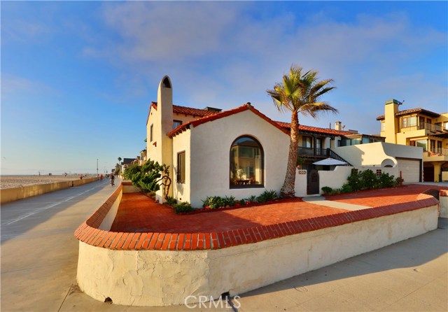 2302 The Strand, Hermosa Beach, California 90254, 5 Bedrooms Bedrooms, ,3 BathroomsBathrooms,Residential,Sold,The Strand,SB17229806