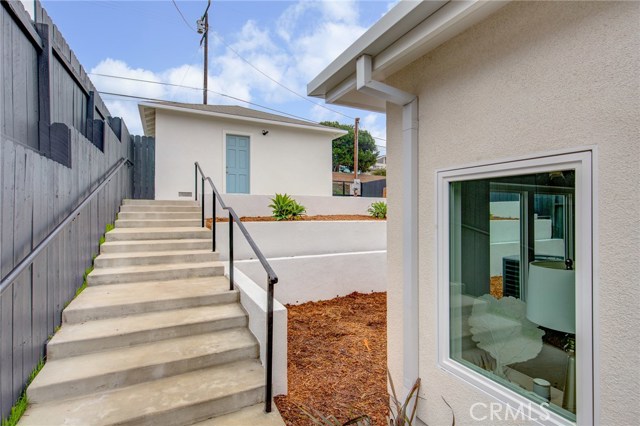 520 Maria Avenue, Redondo Beach, California 90277, 3 Bedrooms Bedrooms, ,2 BathroomsBathrooms,Residential,Sold,Maria,SB19272797