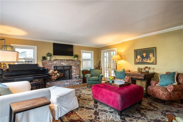 628 35th Street, Manhattan Beach, California 90266, 4 Bedrooms Bedrooms, ,2 BathroomsBathrooms,Residential,Sold,35th,SB19257457