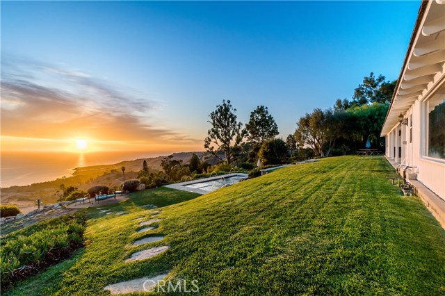 2 Spur Lane, Rolling Hills, California 90274, 6 Bedrooms Bedrooms, ,2 BathroomsBathrooms,Residential,Sold,Spur,PV20123777