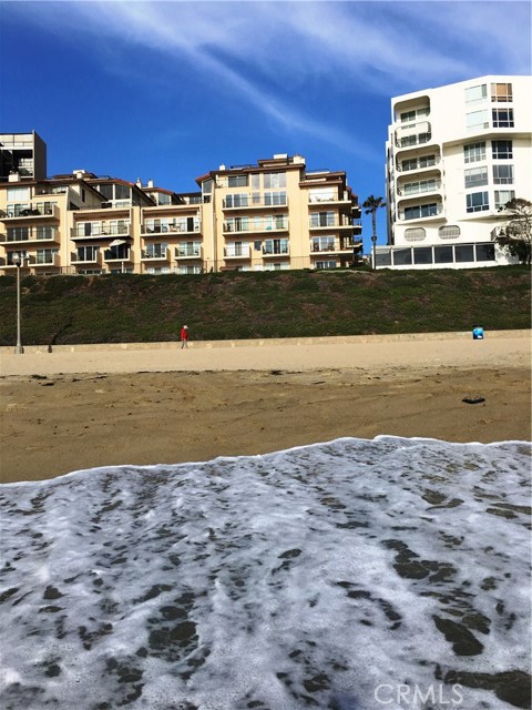 555 Esplanade, Redondo Beach, California 90277, 2 Bedrooms Bedrooms, ,2 BathroomsBathrooms,Residential,Sold,Esplanade,SB18134268