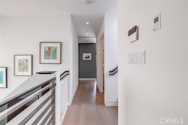 505 Valley Drive, Manhattan Beach, California 90266, 4 Bedrooms Bedrooms, ,2 BathroomsBathrooms,Residential,Sold,Valley,SB20136152