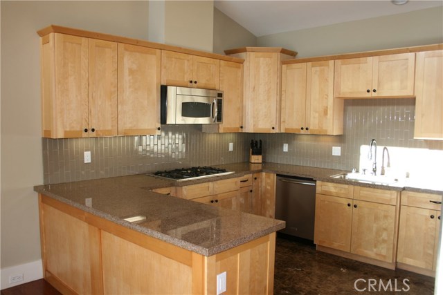 810 Irena Avenue, Redondo Beach, California 90277, 3 Bedrooms Bedrooms, ,2 BathroomsBathrooms,Residential,Sold,Irena,PV17196825