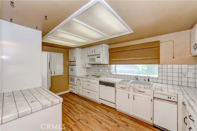 1531 Steinhart Avenue, Redondo Beach, California 90278, 3 Bedrooms Bedrooms, ,2 BathroomsBathrooms,Residential,Sold,Steinhart,SB19047735