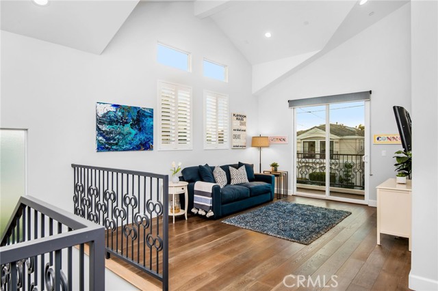 2204 Bataan Road, Redondo Beach, California 90278, 4 Bedrooms Bedrooms, ,4 BathroomsBathrooms,Residential,Sold,Bataan,SB21148388