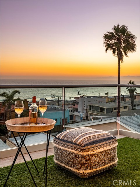 4109 Crest Drive, Manhattan Beach, California 90266, 3 Bedrooms Bedrooms, ,4 BathroomsBathrooms,Residential,Sold,Crest,SB20133753