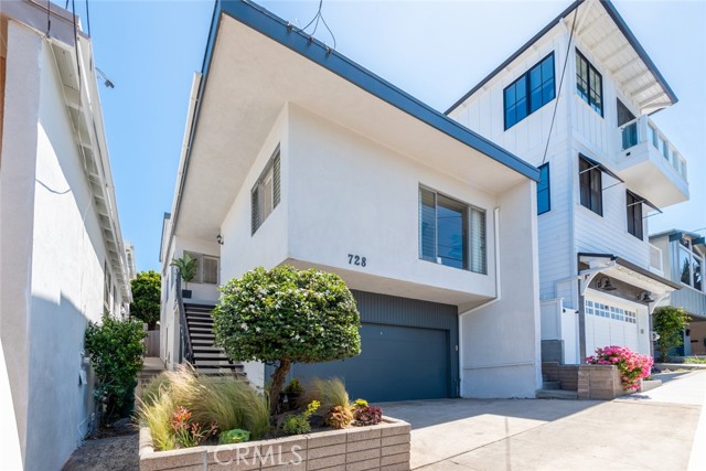 728 13th Street, Manhattan Beach, California 90266, 3 Bedrooms Bedrooms, ,2 BathroomsBathrooms,Residential,Sold,13th,SB21113806