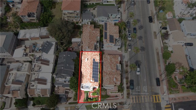 702 Juanita Avenue, Redondo Beach, California 90277, 4 Bedrooms Bedrooms, ,3 BathroomsBathrooms,Residential,Sold,Juanita,PW20121248