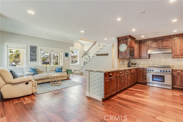 Living and kitchen