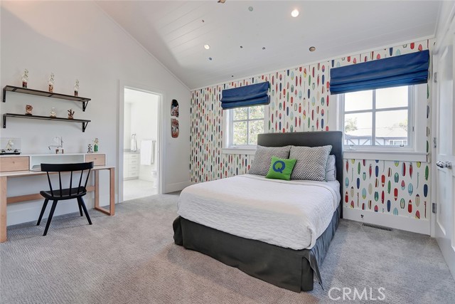 570 27th Street, Manhattan Beach, California 90266, 5 Bedrooms Bedrooms, ,4 BathroomsBathrooms,Residential,Sold,27th,SB21030922