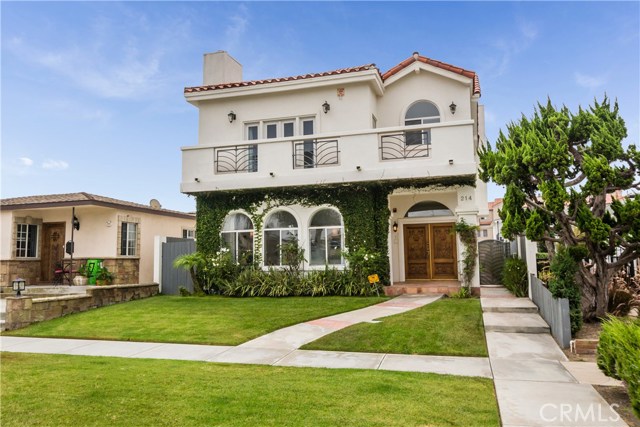 214 Avenue H, Redondo Beach, California 90277, 3 Bedrooms Bedrooms, ,2 BathroomsBathrooms,Residential,Sold,Avenue H,SB17200992