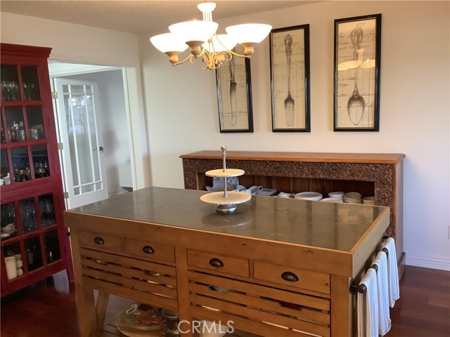 500 SUSANA, Redondo Beach, California 90277, 4 Bedrooms Bedrooms, ,2 BathroomsBathrooms,Residential,Sold,SUSANA,SB21045284