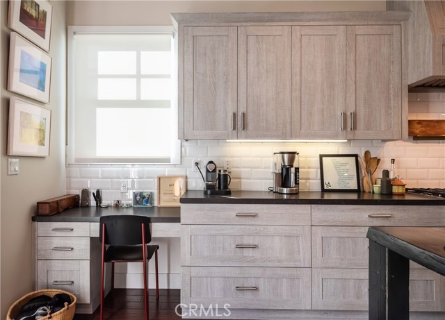 756 36th Street, Manhattan Beach, California 90266, 6 Bedrooms Bedrooms, ,3 BathroomsBathrooms,Residential,Sold,36th,SB20029845