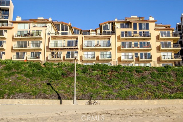 555 Esplanade, Redondo Beach, California 90277, 2 Bedrooms Bedrooms, ,2 BathroomsBathrooms,Residential,Sold,Esplanade,SB17042204