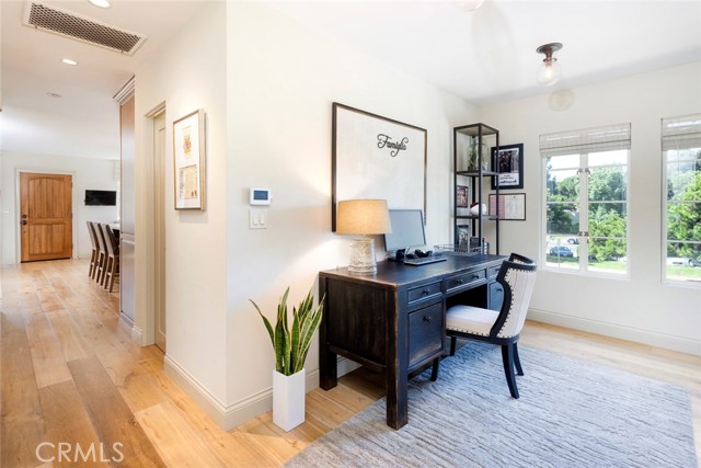 505 17th Street, Manhattan Beach, California 90266, 2 Bedrooms Bedrooms, ,2 BathroomsBathrooms,Residential,Sold,17th,SB19222936