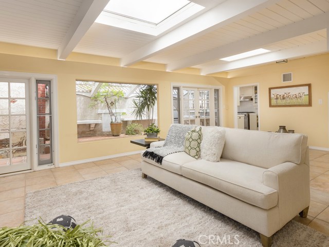 3 Bed Home for Sale in El Segundo, California