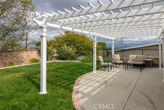 2065 Caddington Drive, Rancho Palos Verdes, California 90275, 3 Bedrooms Bedrooms, ,2 BathroomsBathrooms,Residential,Sold,Caddington,OC19039358