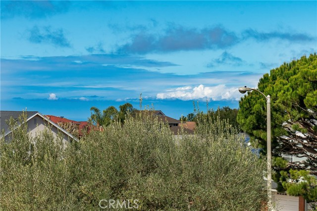6208 Lochvale Drive, Rancho Palos Verdes, California 90275, 4 Bedrooms Bedrooms, ,1 BathroomBathrooms,Residential,Sold,Lochvale,DW18052841