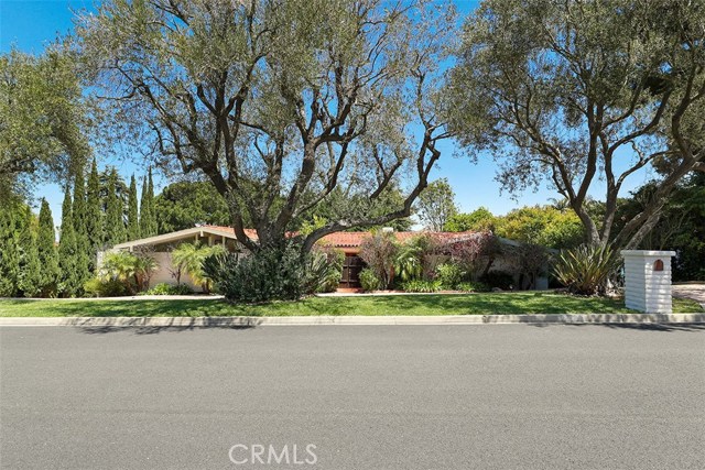 2445 Via Sonoma, Palos Verdes Estates, California 90274, 4 Bedrooms Bedrooms, ,3 BathroomsBathrooms,Residential,Sold,Via Sonoma,SB18096288
