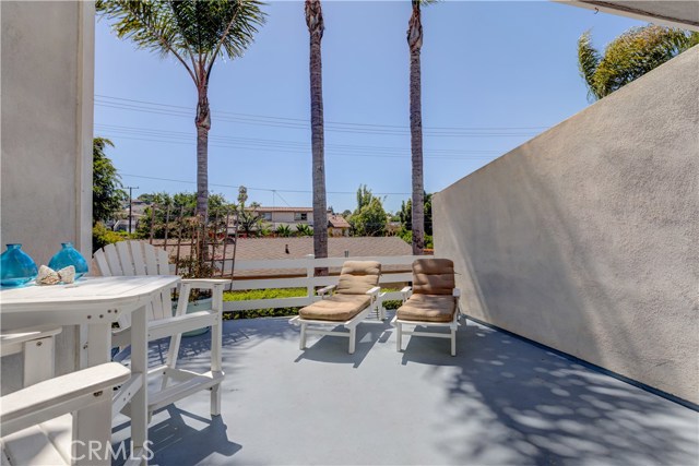 2003 Mathews Avenue, Redondo Beach, California 90278, 3 Bedrooms Bedrooms, ,2 BathroomsBathrooms,Residential,Sold,Mathews,SB20131644